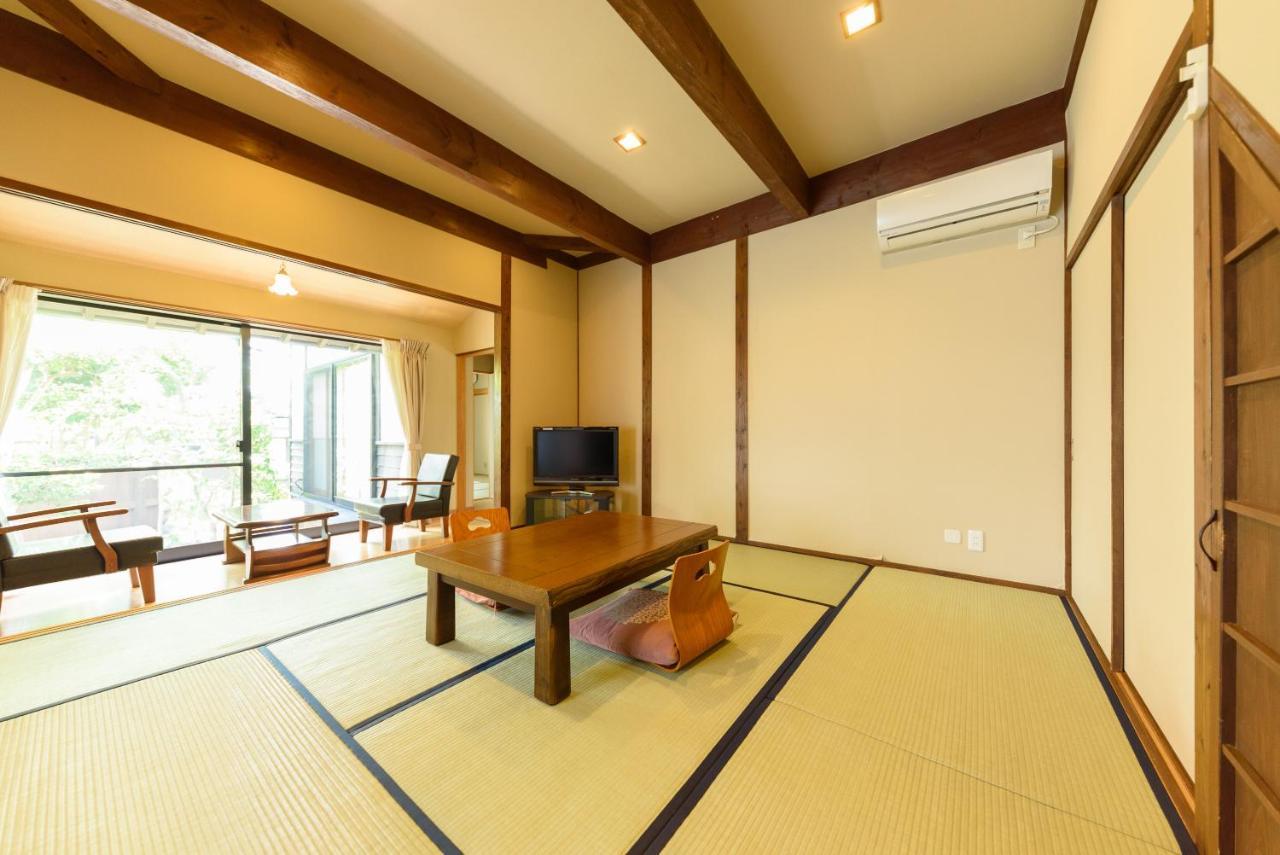 Yufuin Onsen Tsukanoma Habitación foto